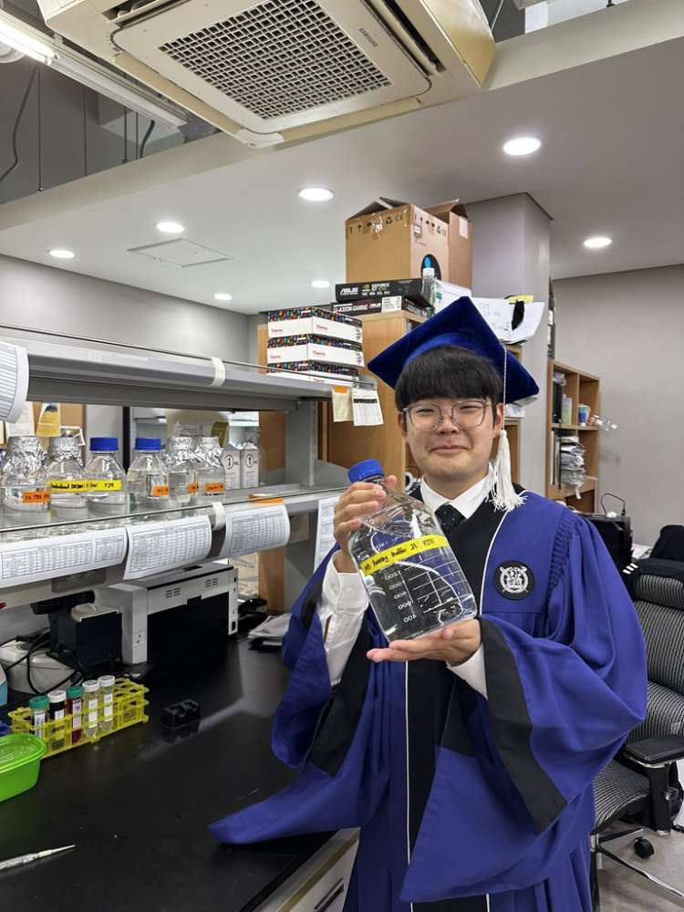 04D8A07A-43D3-4564-A5A5-FB5C7DCF4BB3_1_105_c.jpeg (750 x 1000, 643 KB )